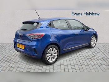 Used Renault Clio 2025 for sale - 78800340: Photo