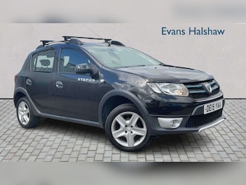 Used Dacia Sandero Stepway 2015 for sale - 78857378: Photo