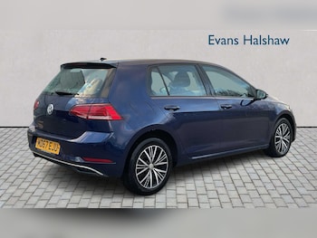 Used Volkswagen Golf 2018 for sale - 76916253: Photo