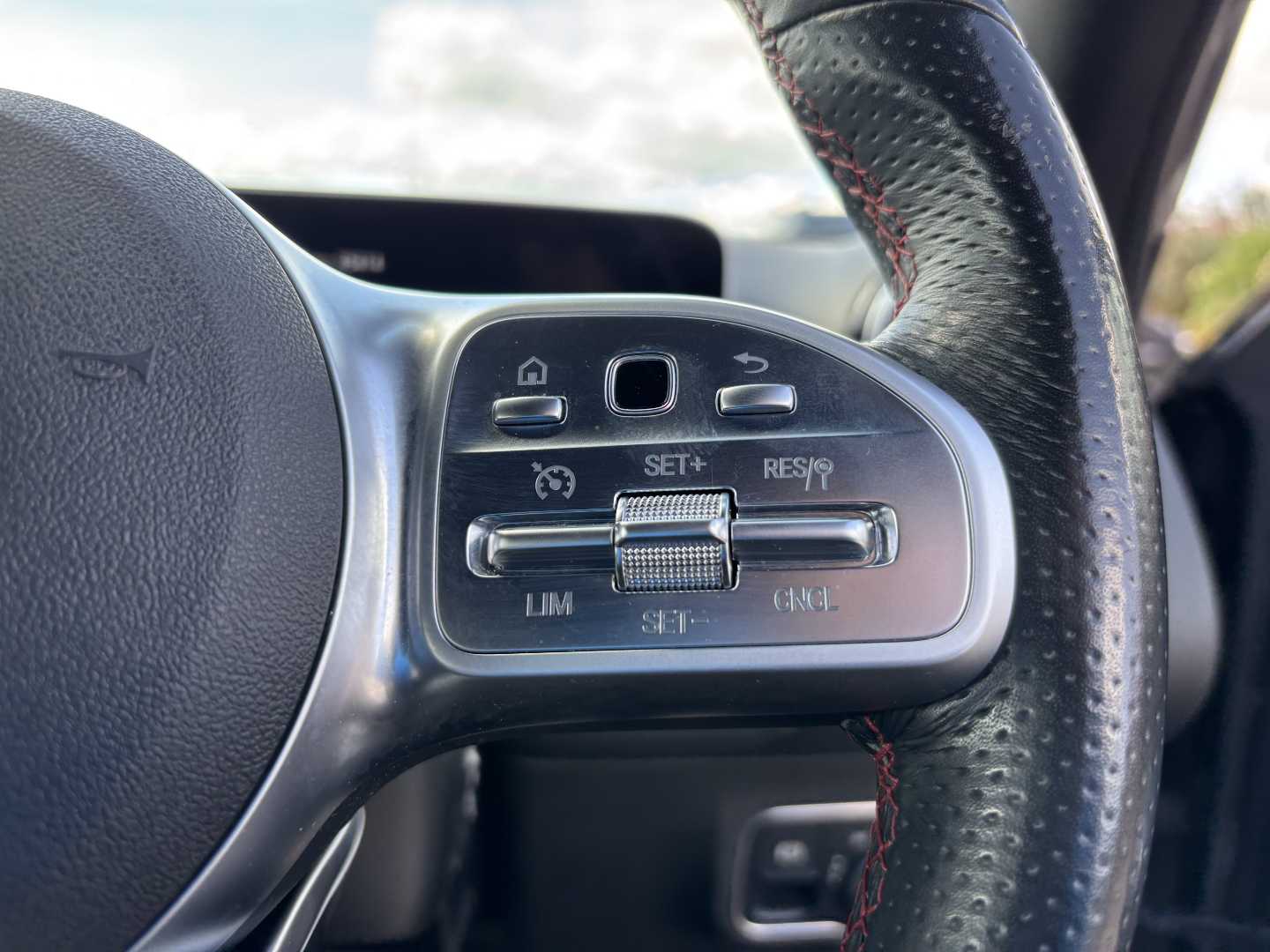 Used Mercedes-Benz GLB 2020 for sale - 77232949: Photo 19