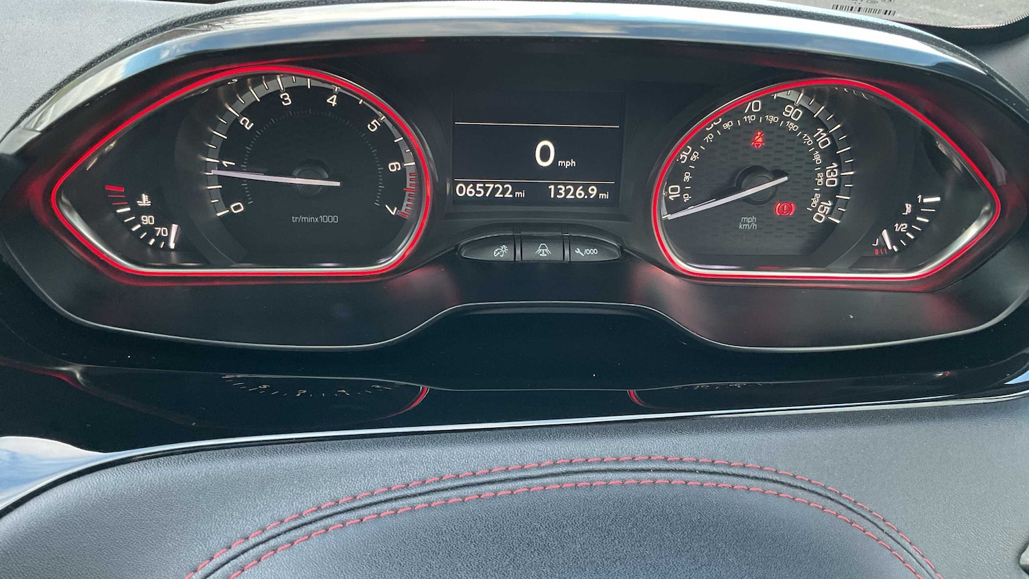 Used Peugeot 208 2017 for sale - 76902283: Photo 11