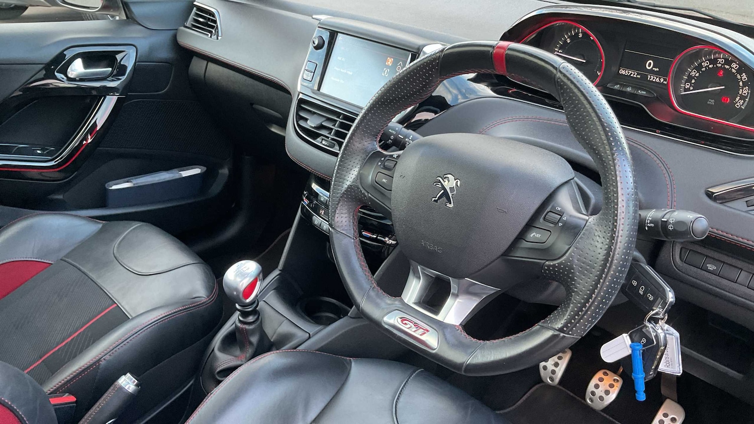 Used Peugeot 208 2017 for sale - 76902283: Photo 12