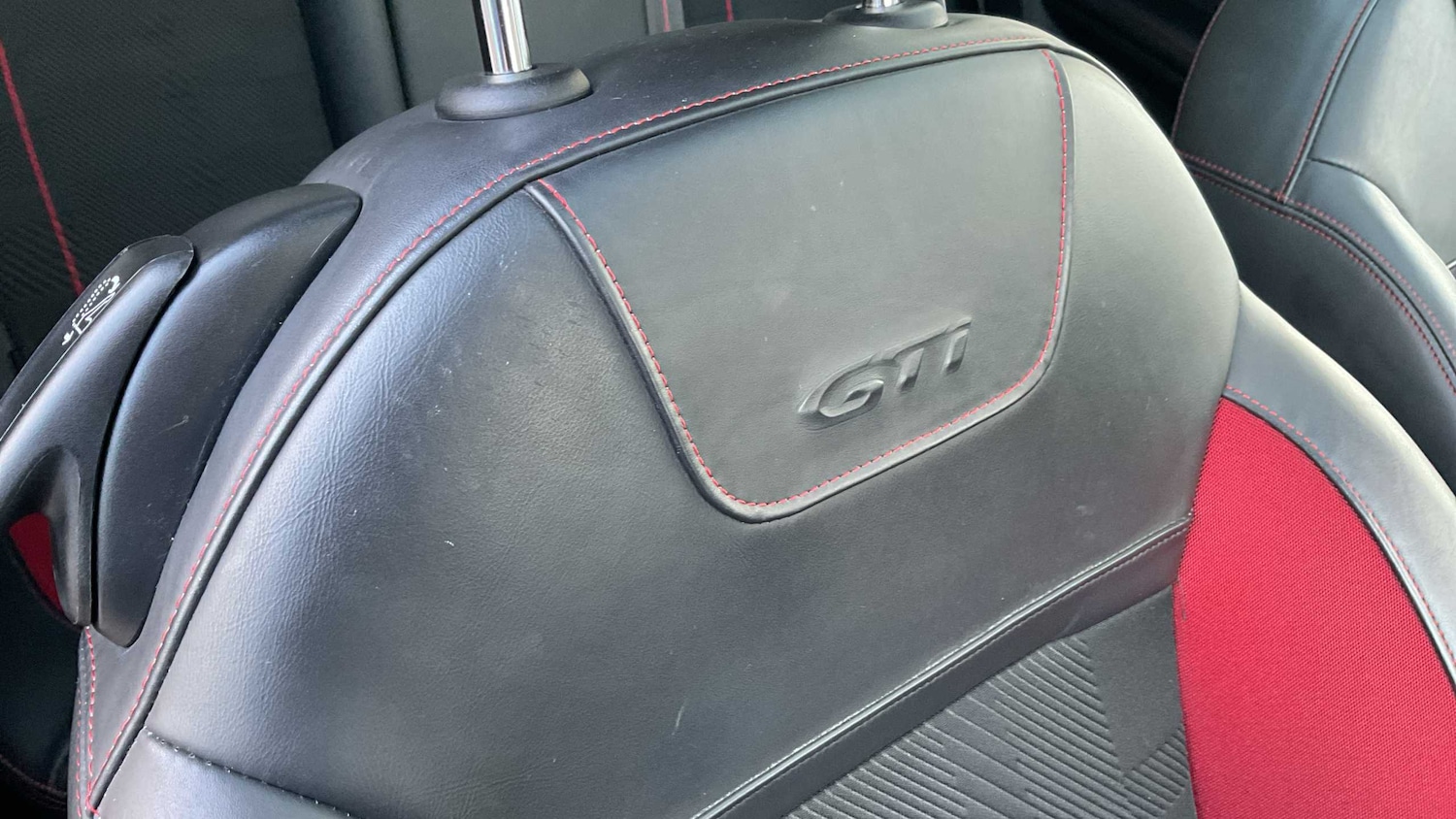 Used Peugeot 208 2017 for sale - 76902283: Photo 17