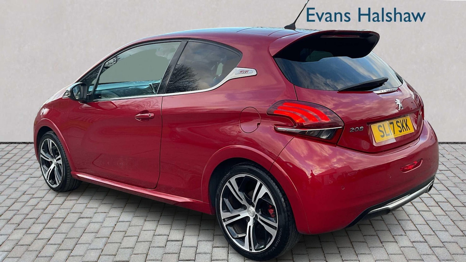 Used Peugeot 208 2017 for sale - 76902283: Photo 8