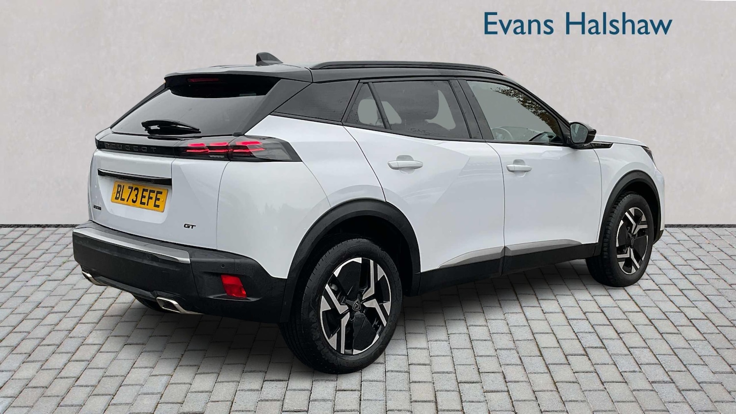 Used Peugeot 2008 2023 for sale - 76421033: Photo 4