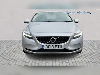 Used Volvo V40 2018 for sale - 78551188: Photo