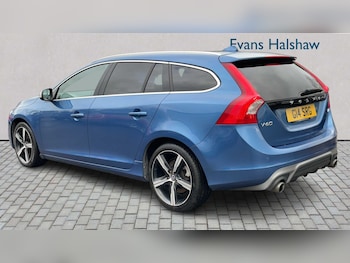 Used Volvo V60 2017 for sale - 77800086: Photo