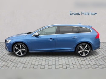 Used Volvo V60 2017 for sale - 77800086: Photo