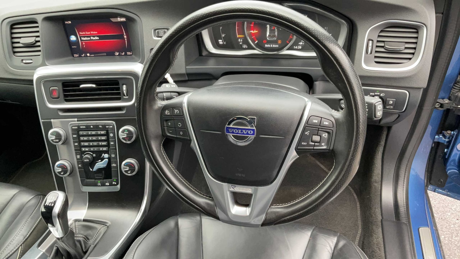 Used Volvo V60 2017 for sale - 77800086: Photo 9