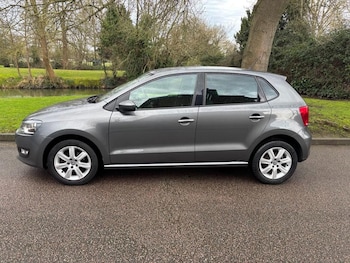 Used Volkswagen Polo 2014 for sale - 75351894: Photo