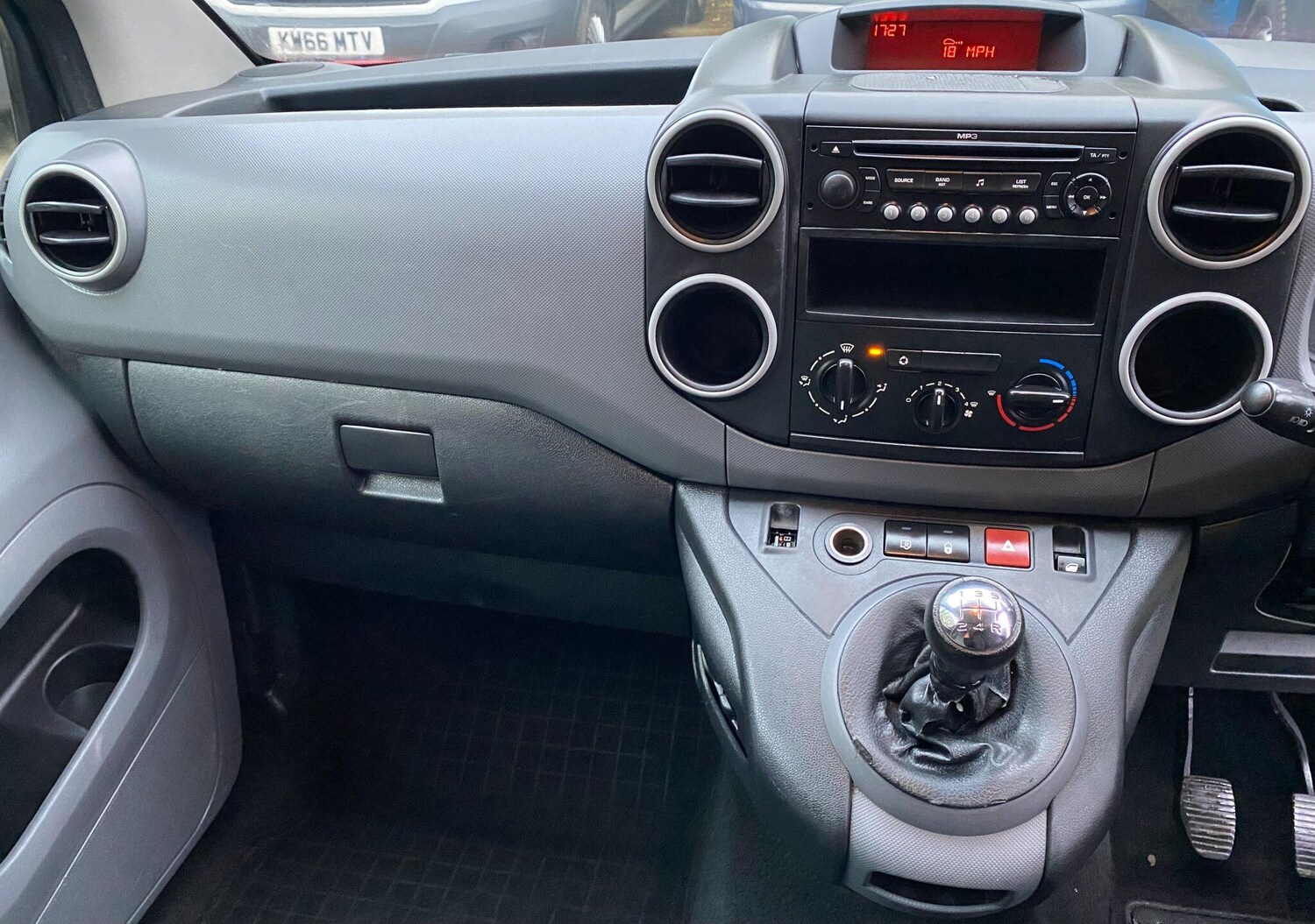 Used Citroen Berlingo 2009 for sale - 76549789: Photo 31