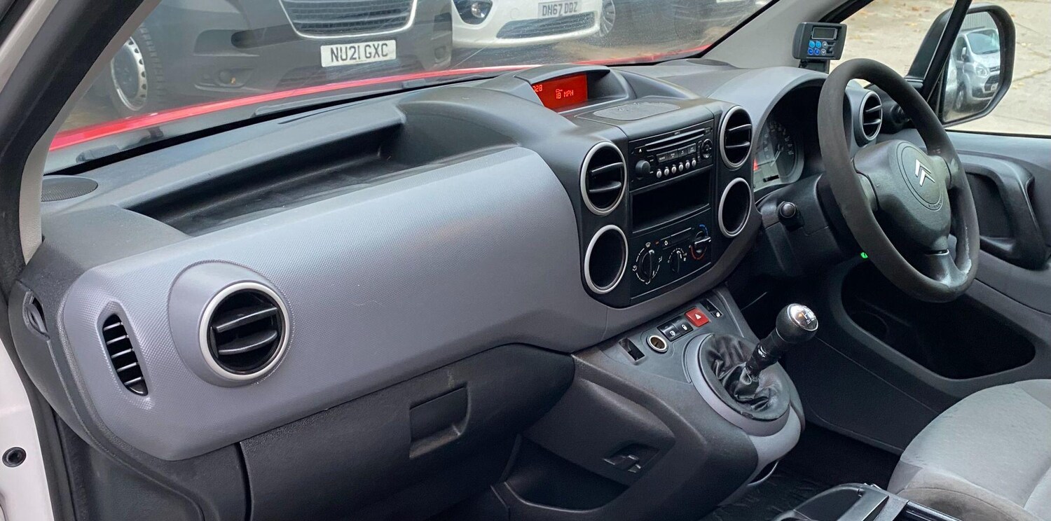 Used Citroen Berlingo 2009 for sale - 76549789: Photo 37