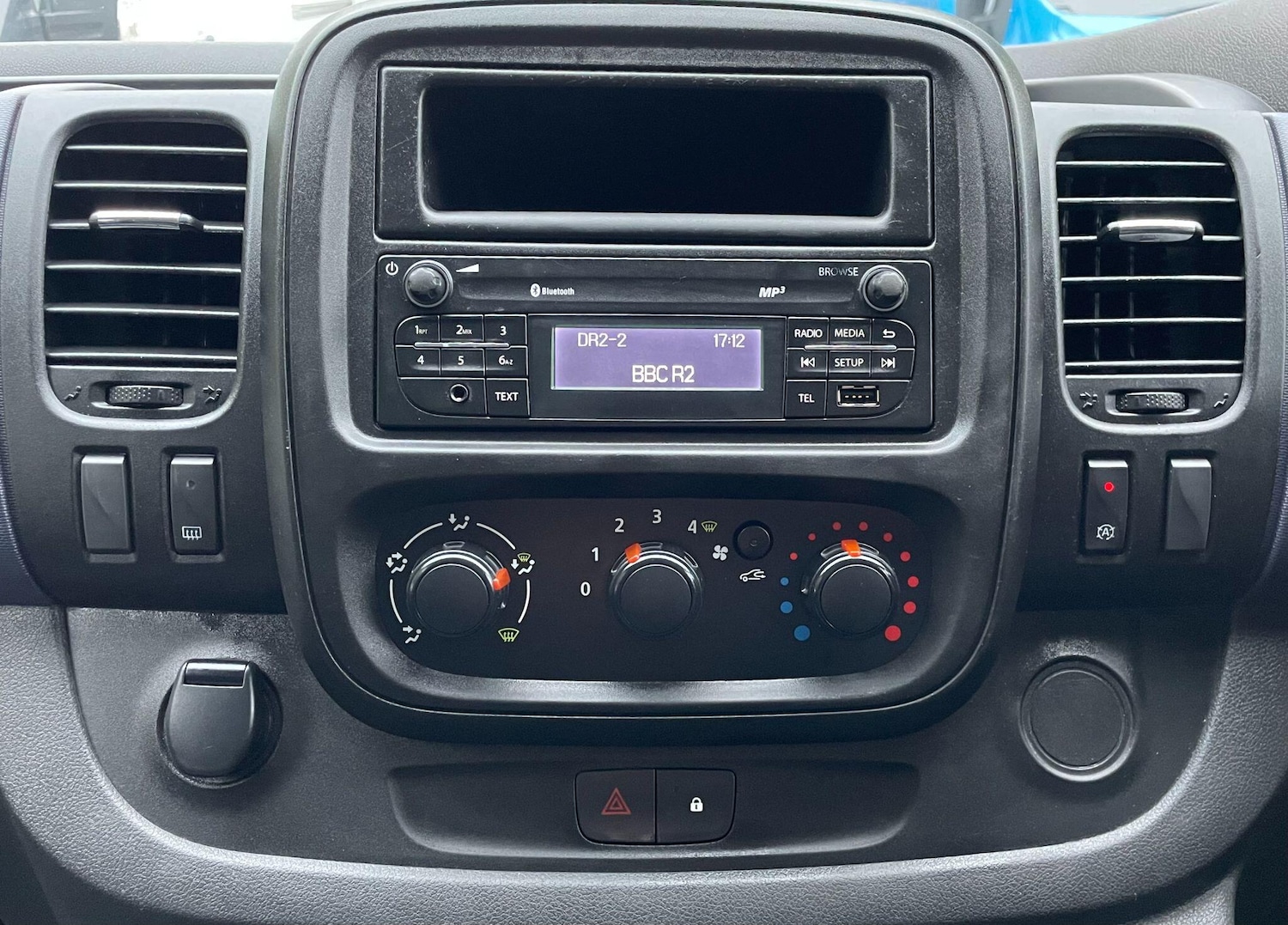 Used Vauxhall Vivaro 2016 for sale - 76743450: Photo 33