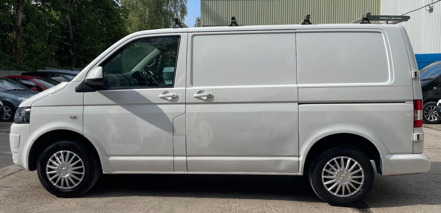 Used Volkswagen Transporter 2015 for sale - 76550300: Photo 15