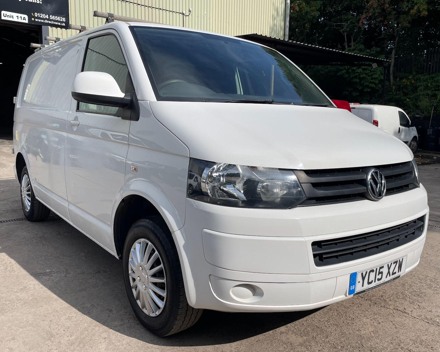 Used Volkswagen Transporter 2015 for sale - 76550300: Photo 4