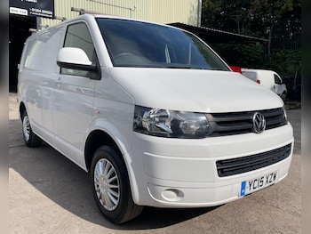 Used Volkswagen Transporter 2015 for sale - 76550300: Photo