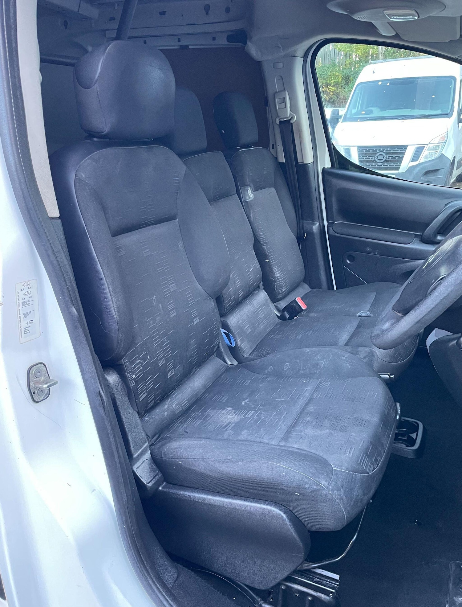 Used Citroen Berlingo 2010 for sale - 76550573: Photo 23