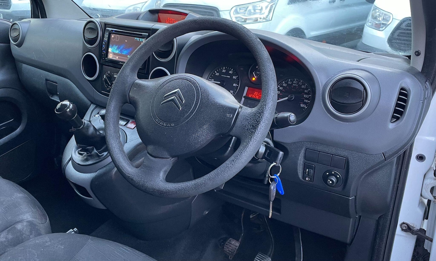 Used Citroen Berlingo 2010 for sale - 76550573: Photo 24