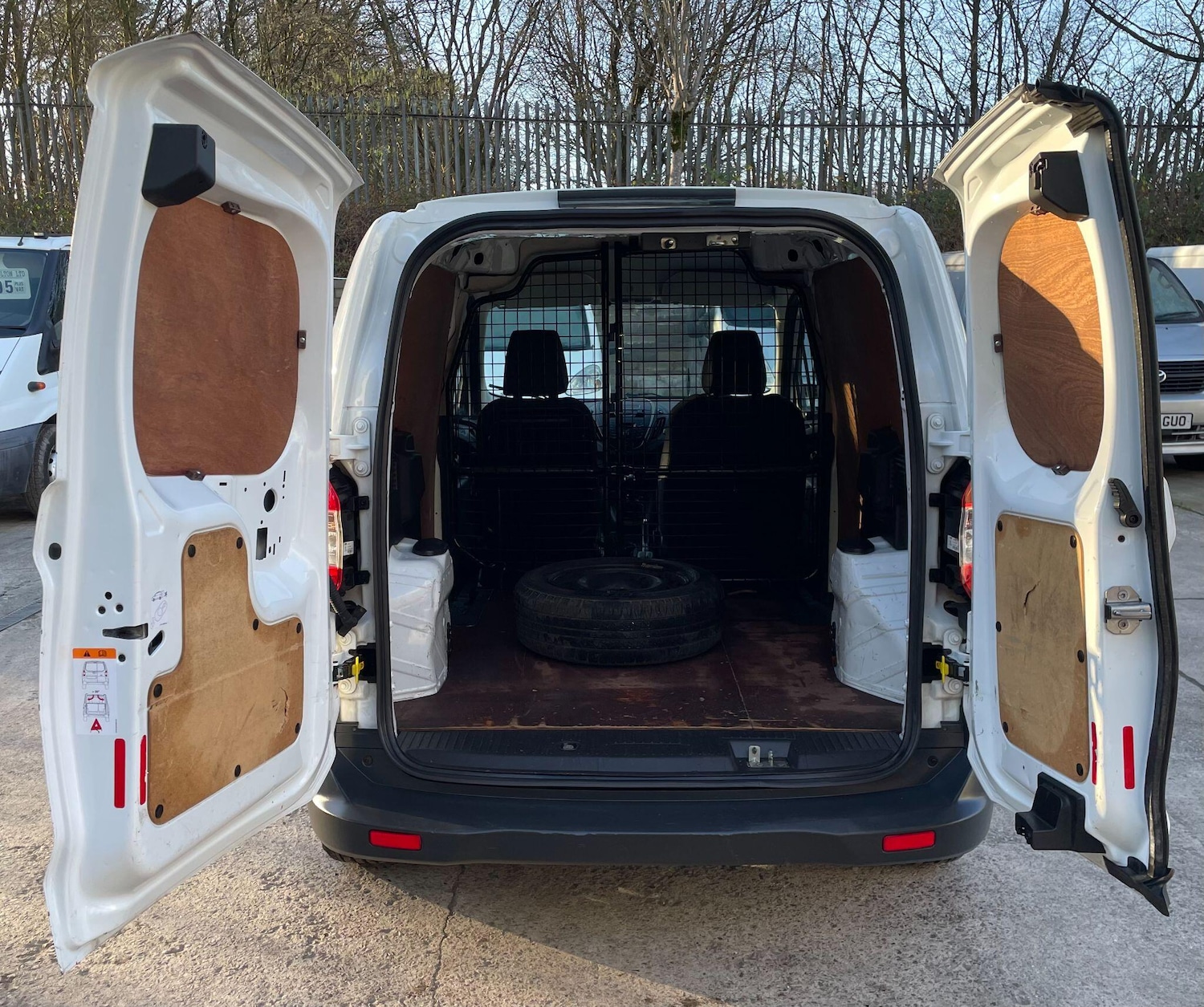 Used Ford Transit Courier 2020 for sale - 77054050: Photo 11