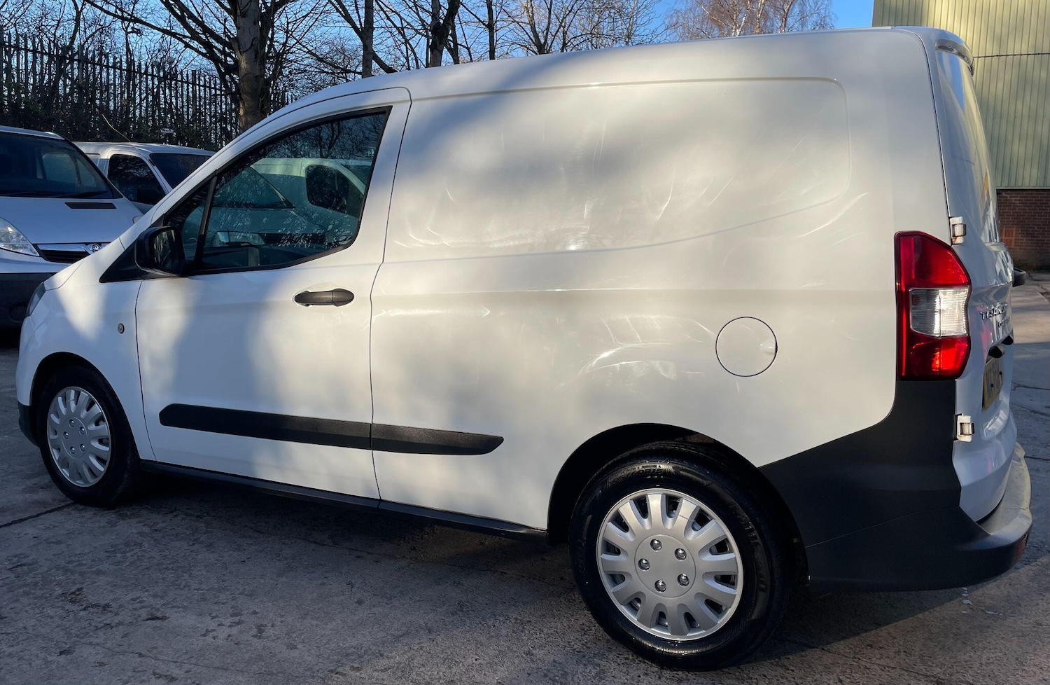 Used Ford Transit Courier 2020 for sale - 77054050: Photo 14
