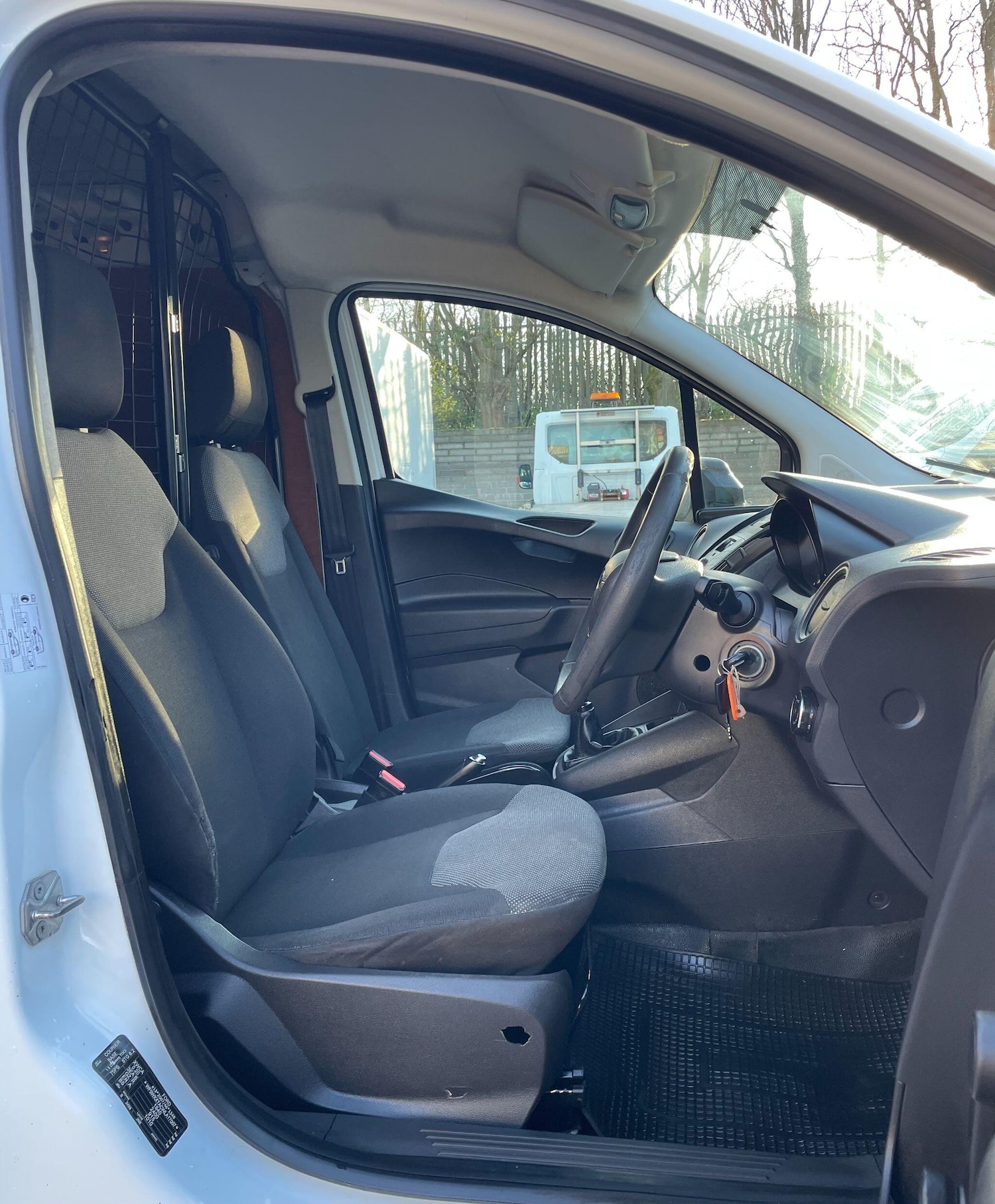 Used Ford Transit Courier 2020 for sale - 77054050: Photo 21