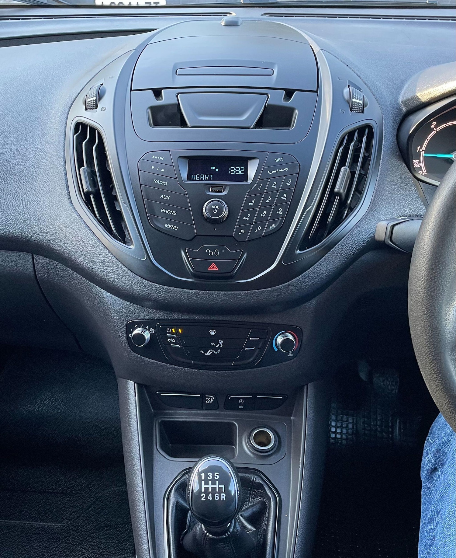 Used Ford Transit Courier 2020 for sale - 77054050: Photo 26