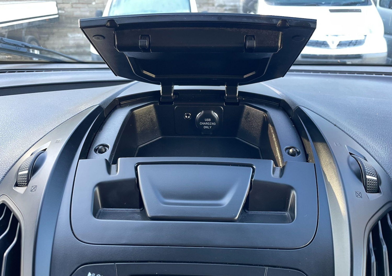 Used Ford Transit Courier 2020 for sale - 77054050: Photo 27