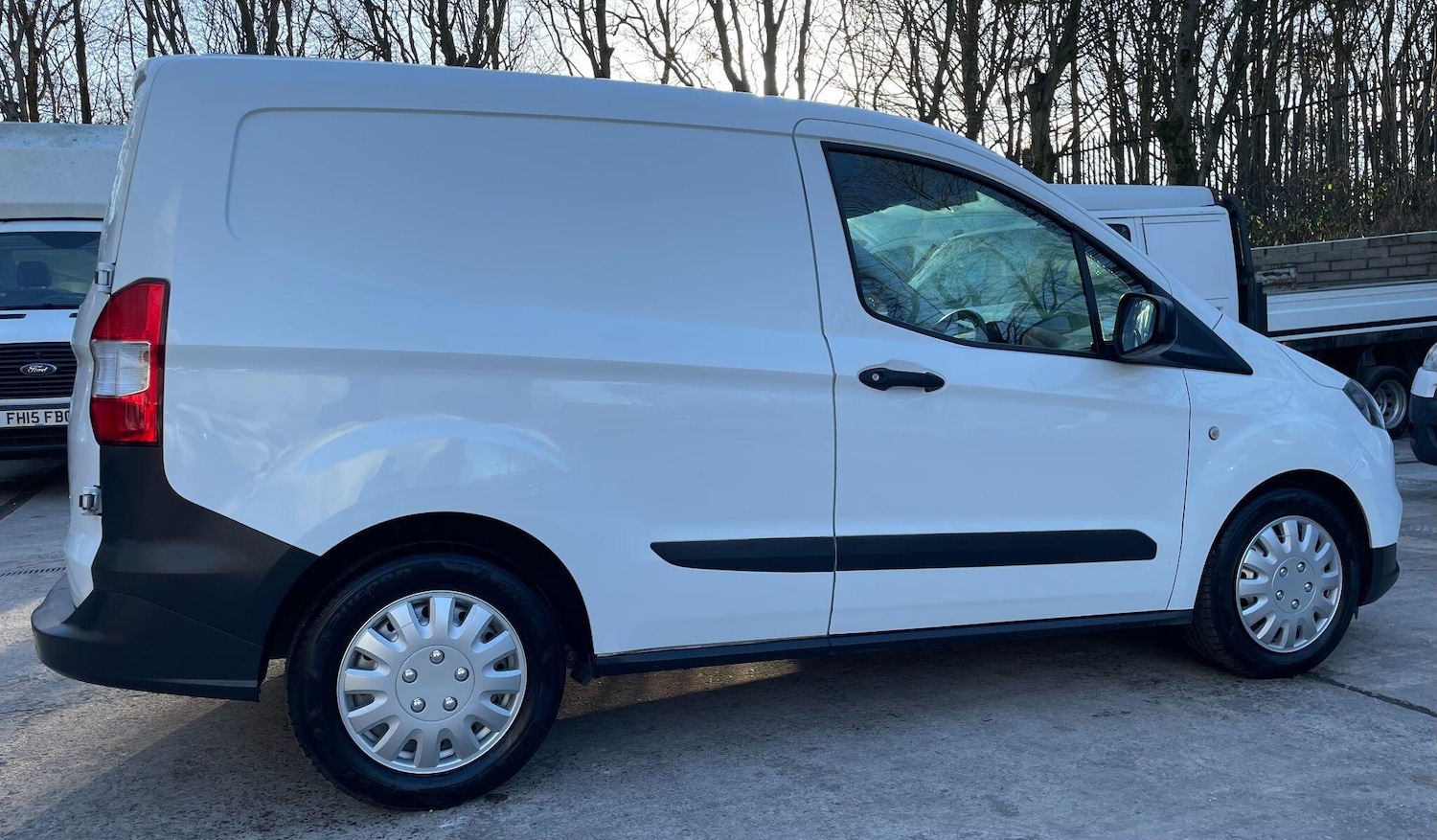 Used Ford Transit Courier 2020 for sale - 77054050: Photo 8