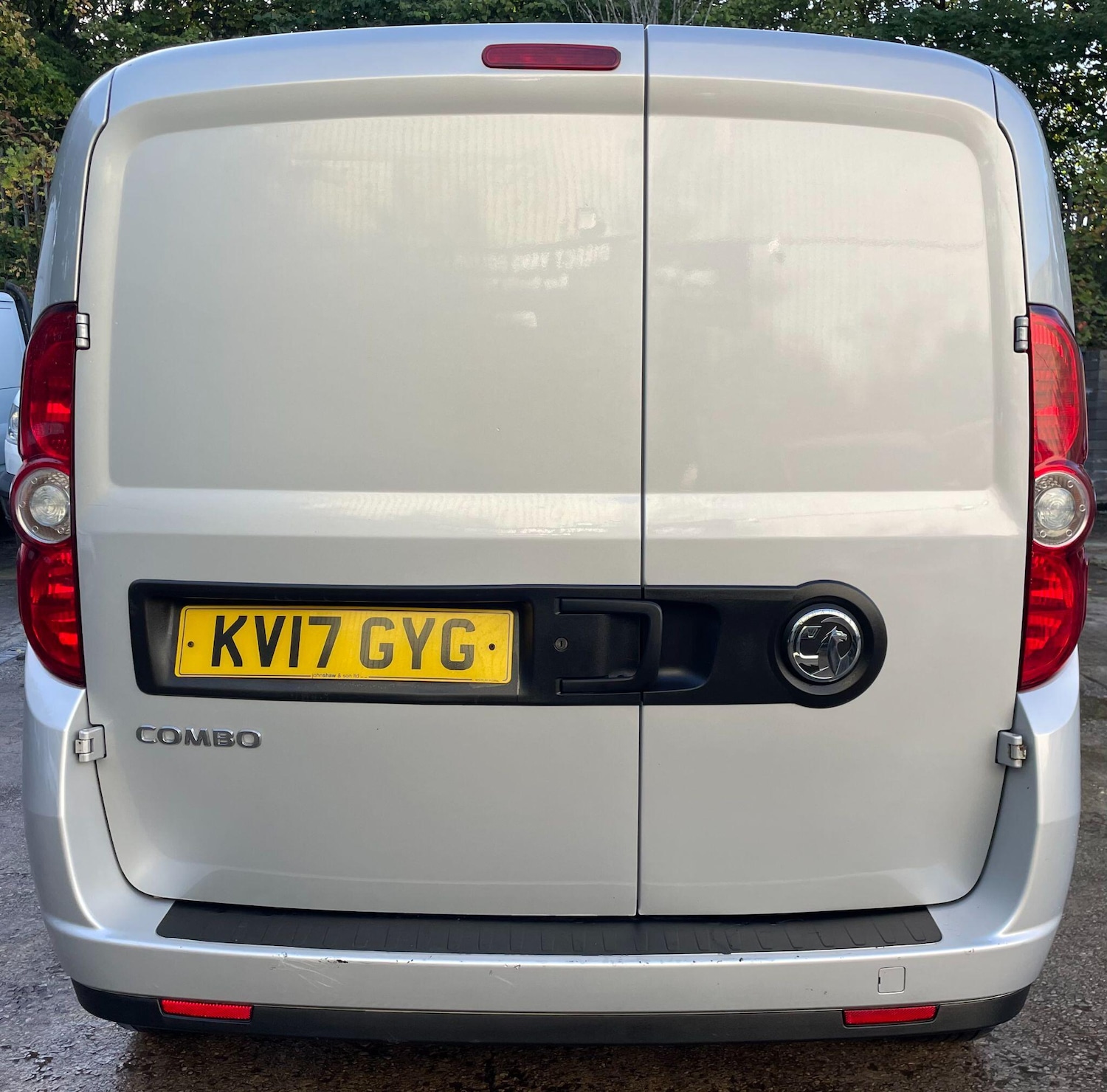 Used Vauxhall Combo 2017 for sale - 76550427: Photo 11