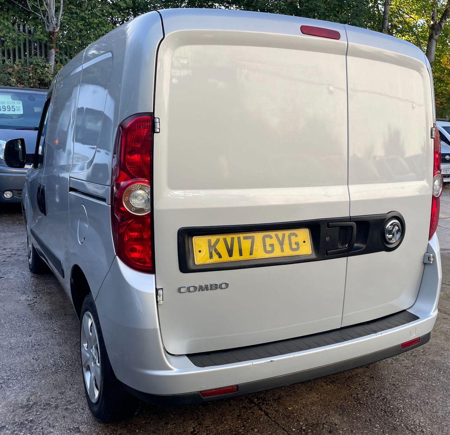 Used Vauxhall Combo 2017 for sale - 76550427: Photo 14