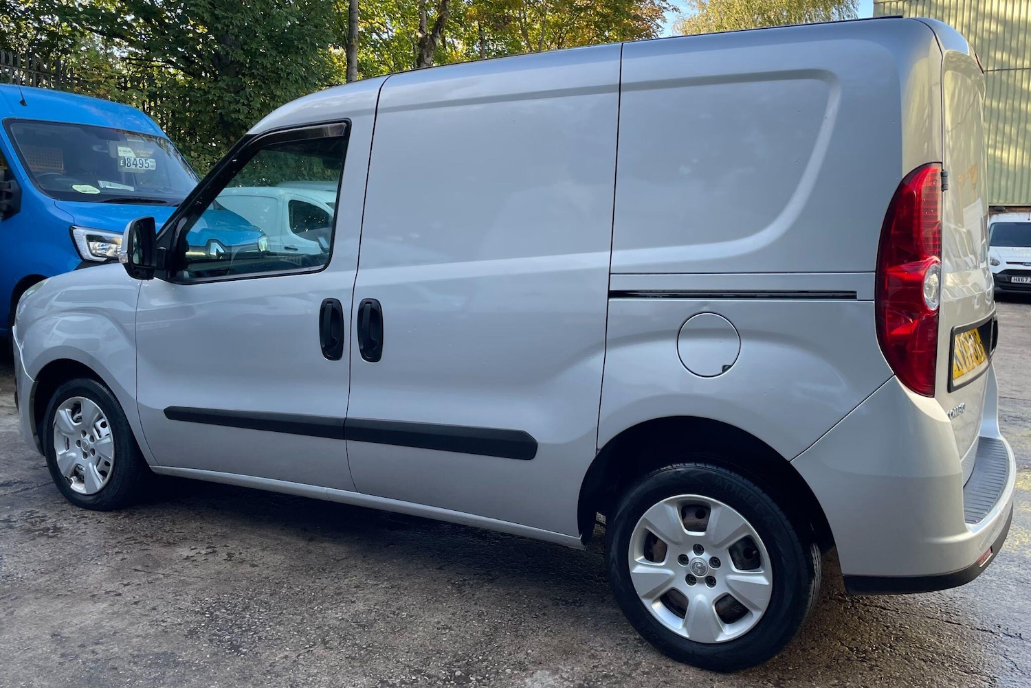 Used Vauxhall Combo 2017 for sale - 76550427: Photo 16