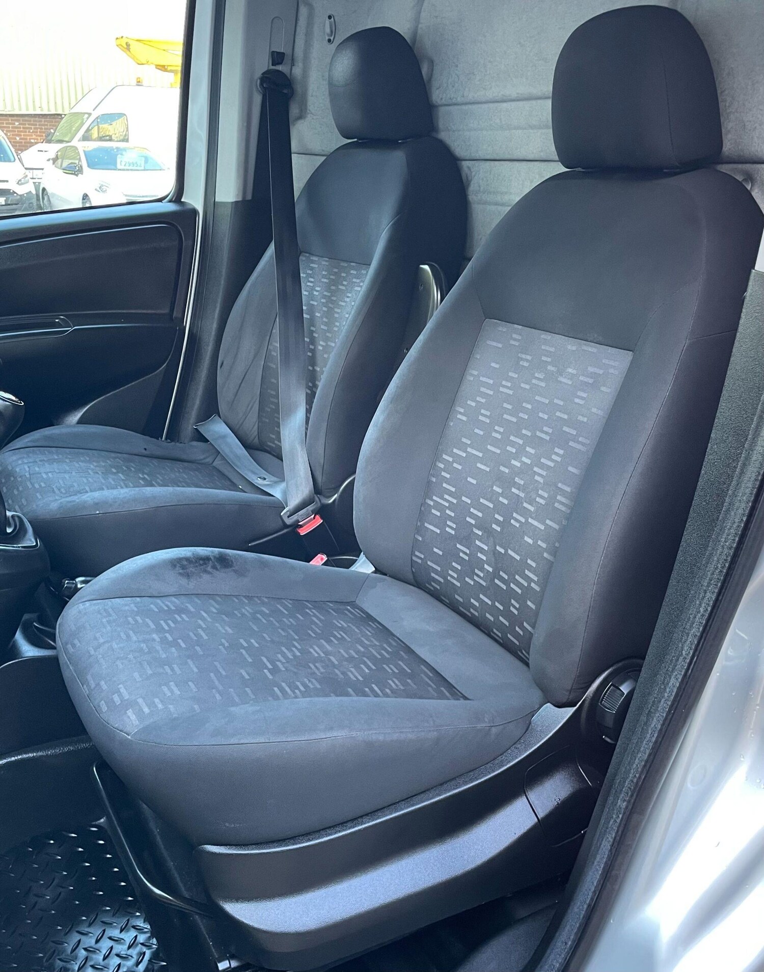 Used Vauxhall Combo 2017 for sale - 76550427: Photo 36