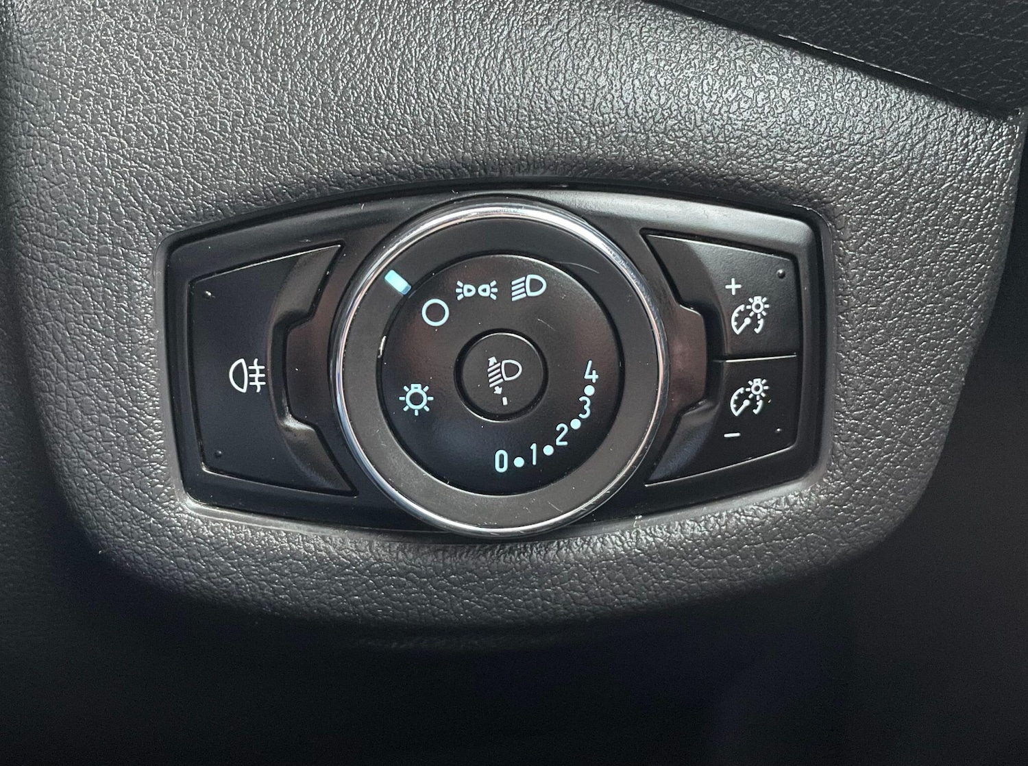 Used Ford Transit Connect 2016 for sale - 77387204: Photo 25