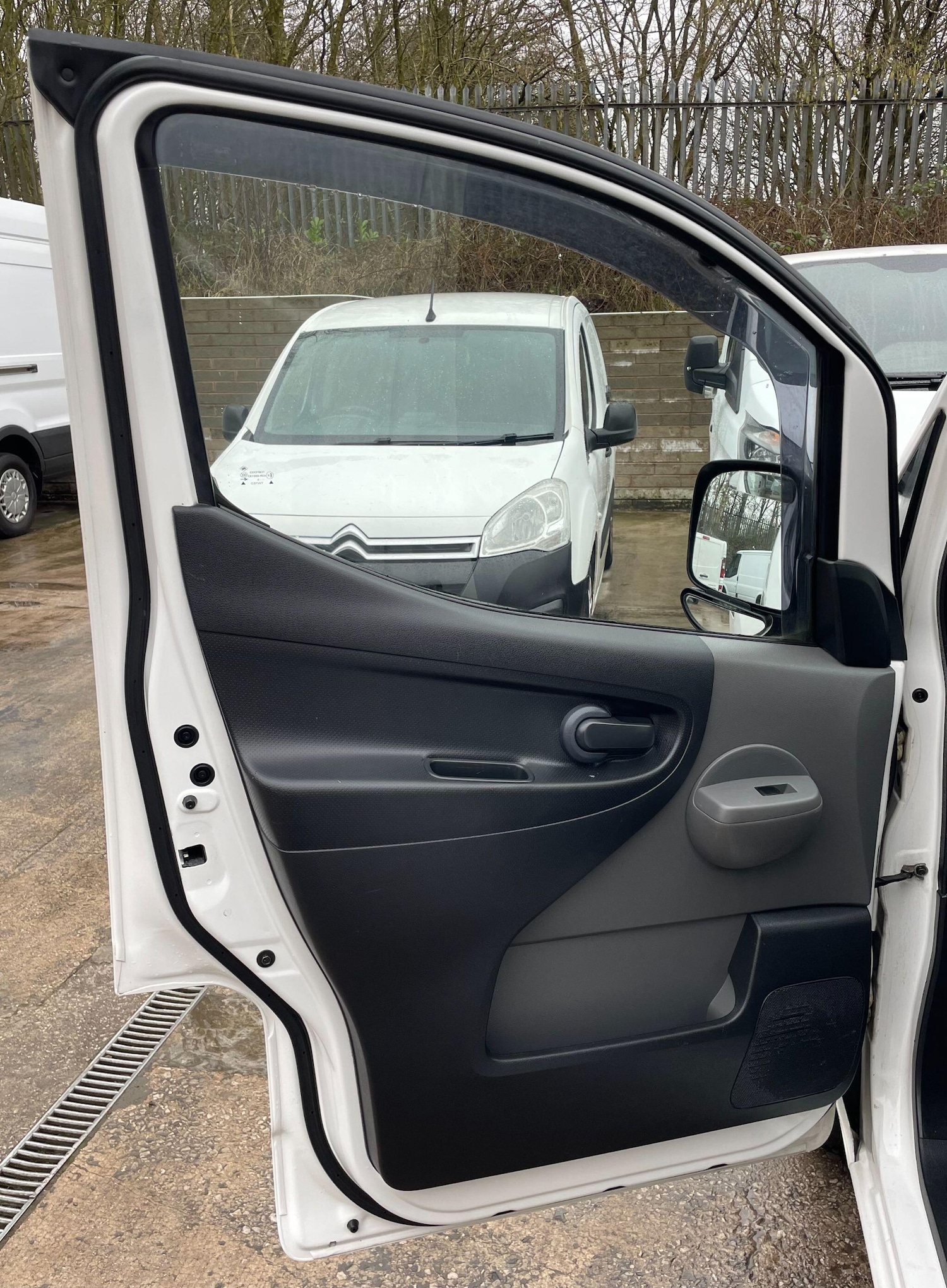 Used Nissan NV200 2016 for sale - 77625417: Photo 35