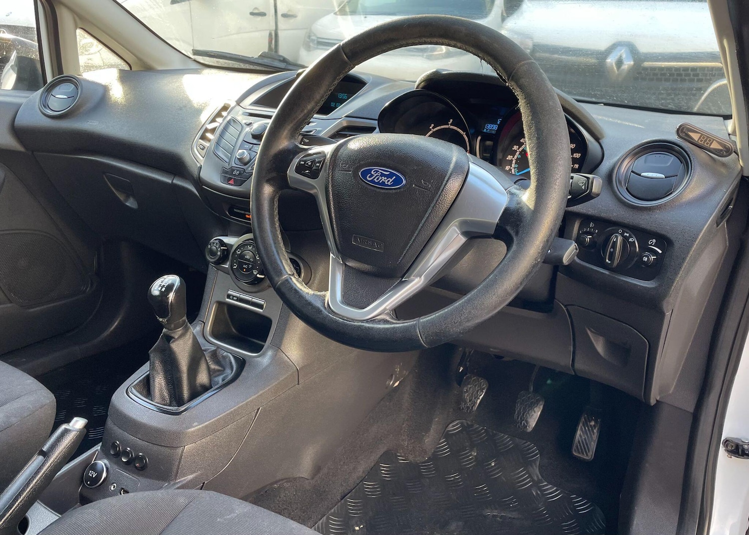 Used Ford Fiesta 2013 for sale - 78007690: Photo 24