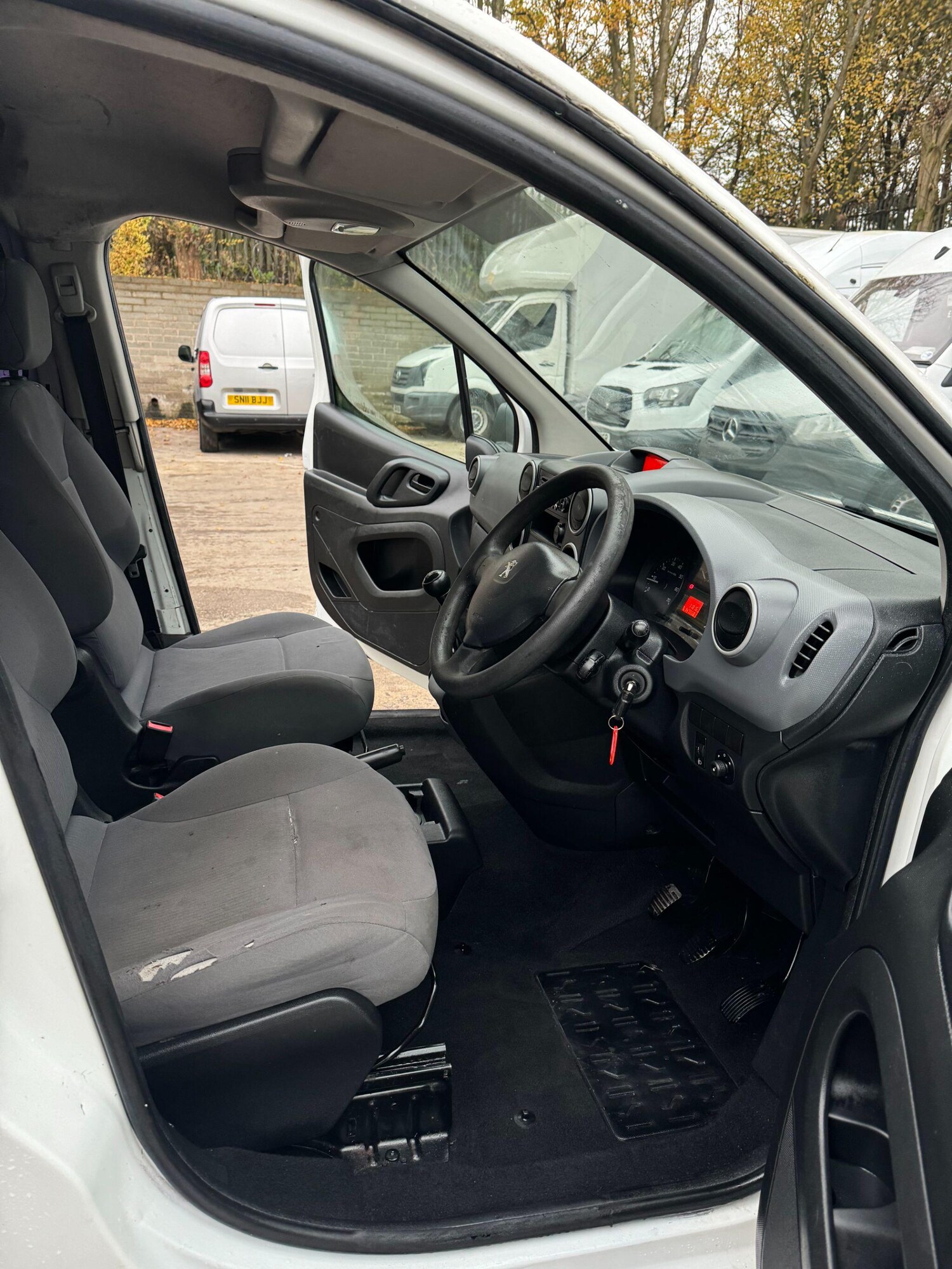 Used Peugeot Partner 2013 for sale - 77468787: Photo 27