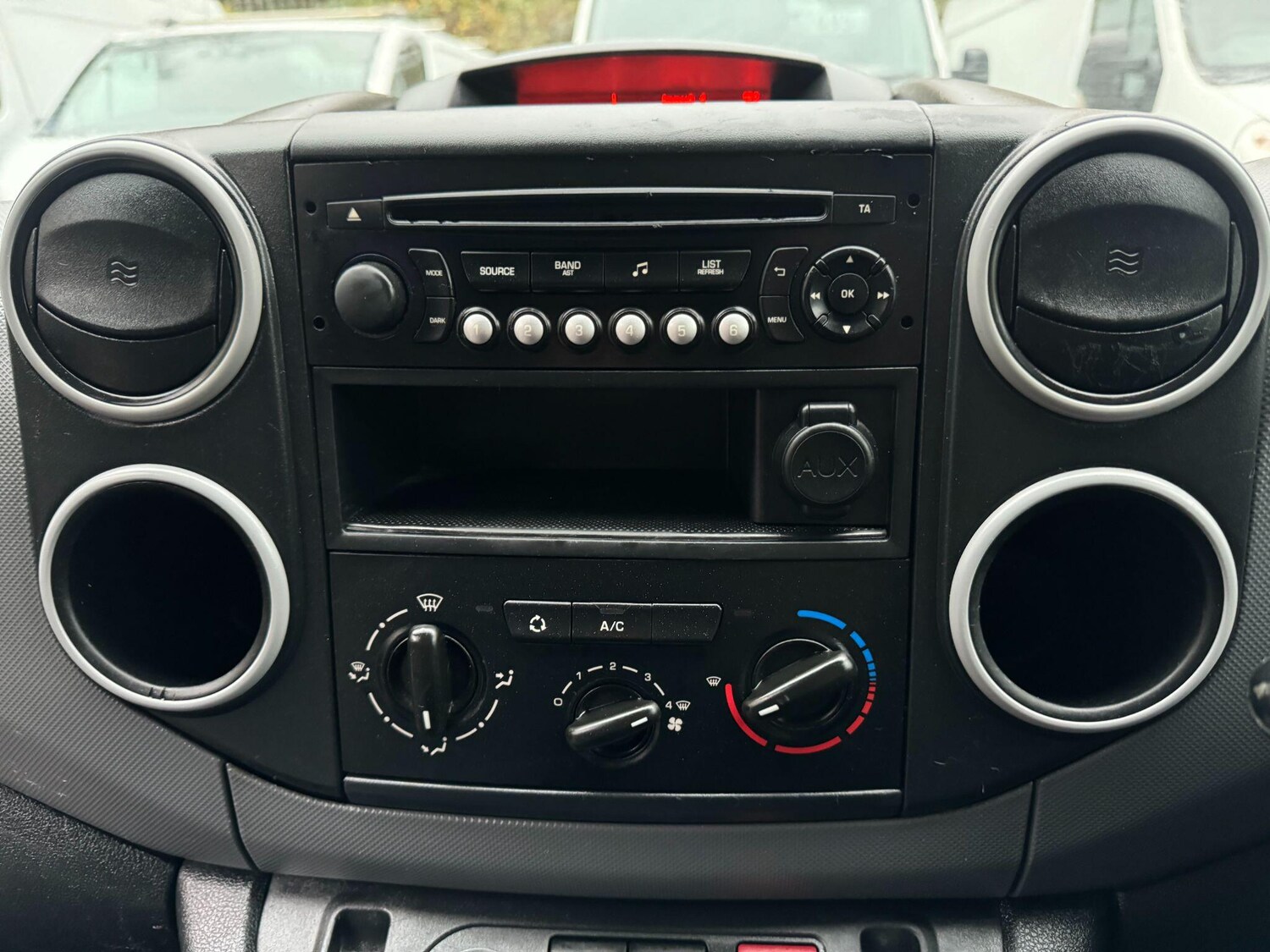 Used Peugeot Partner 2013 for sale - 77468787: Photo 32