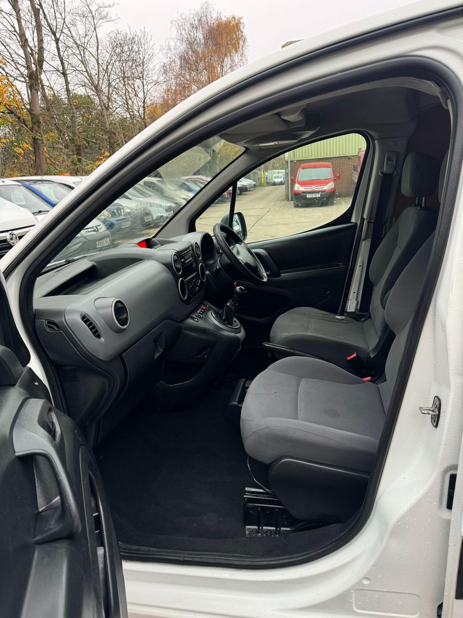 Used Peugeot Partner 2013 for sale - 77468787: Photo 33