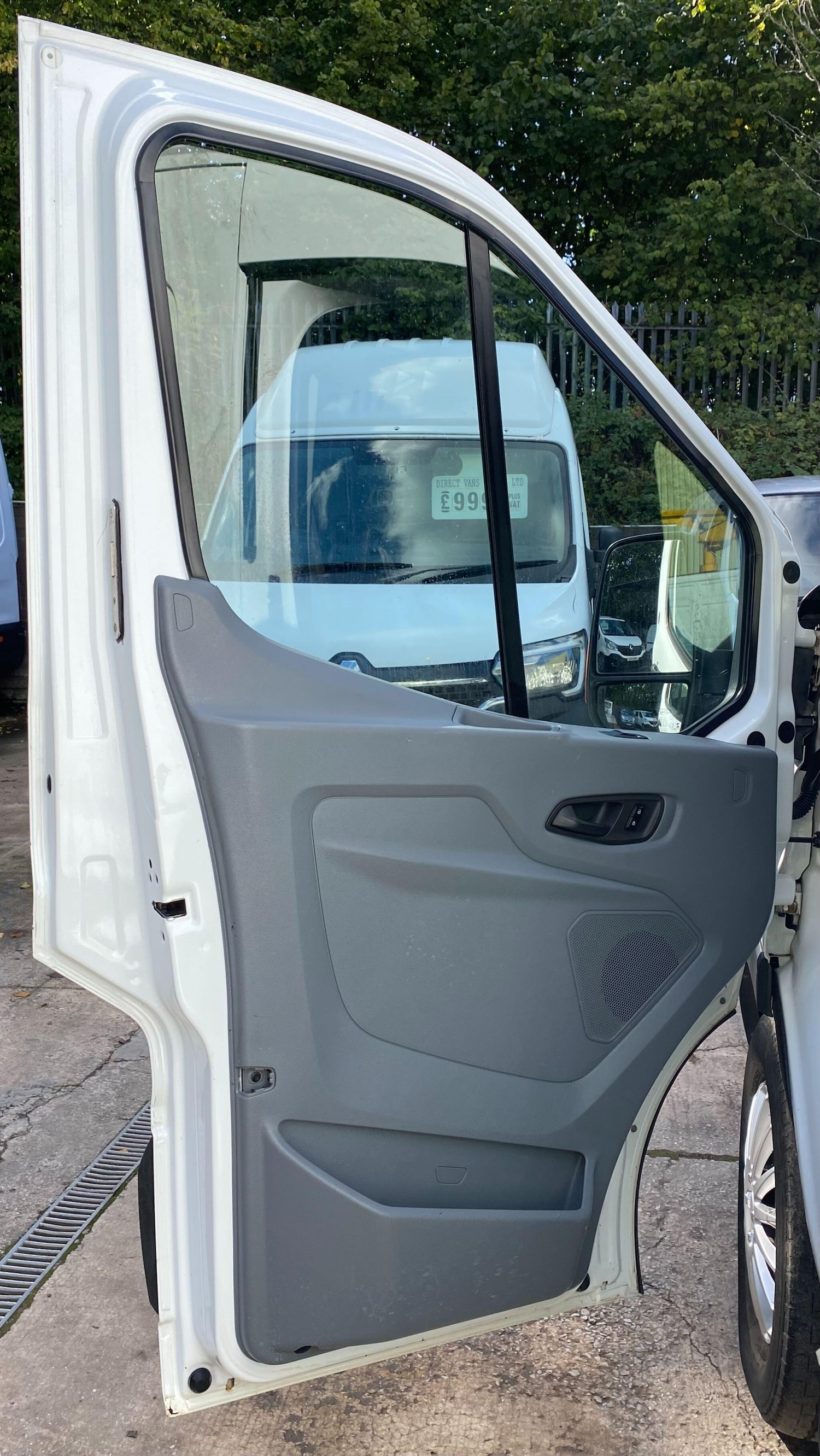 Used Ford Transit 2017 for sale - 76549235: Photo 32