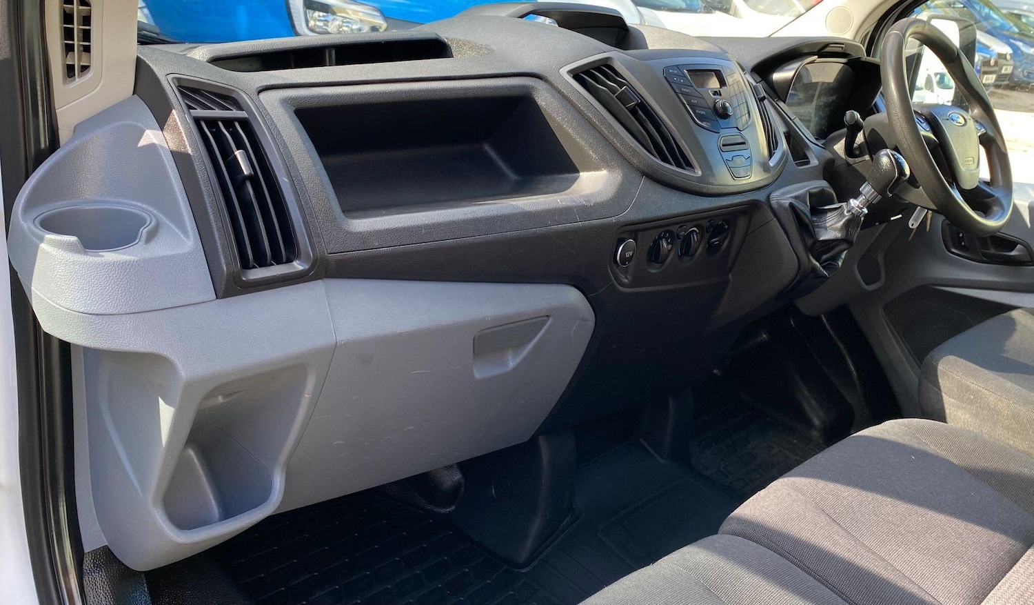 Used Ford Transit 2017 for sale - 76549235: Photo 35