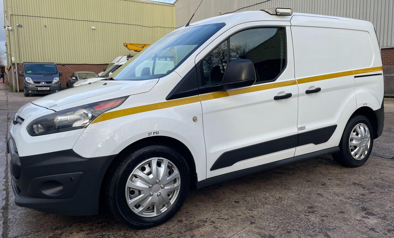 Used Ford Transit Connect 2018 for sale - 76926684: Photo 19