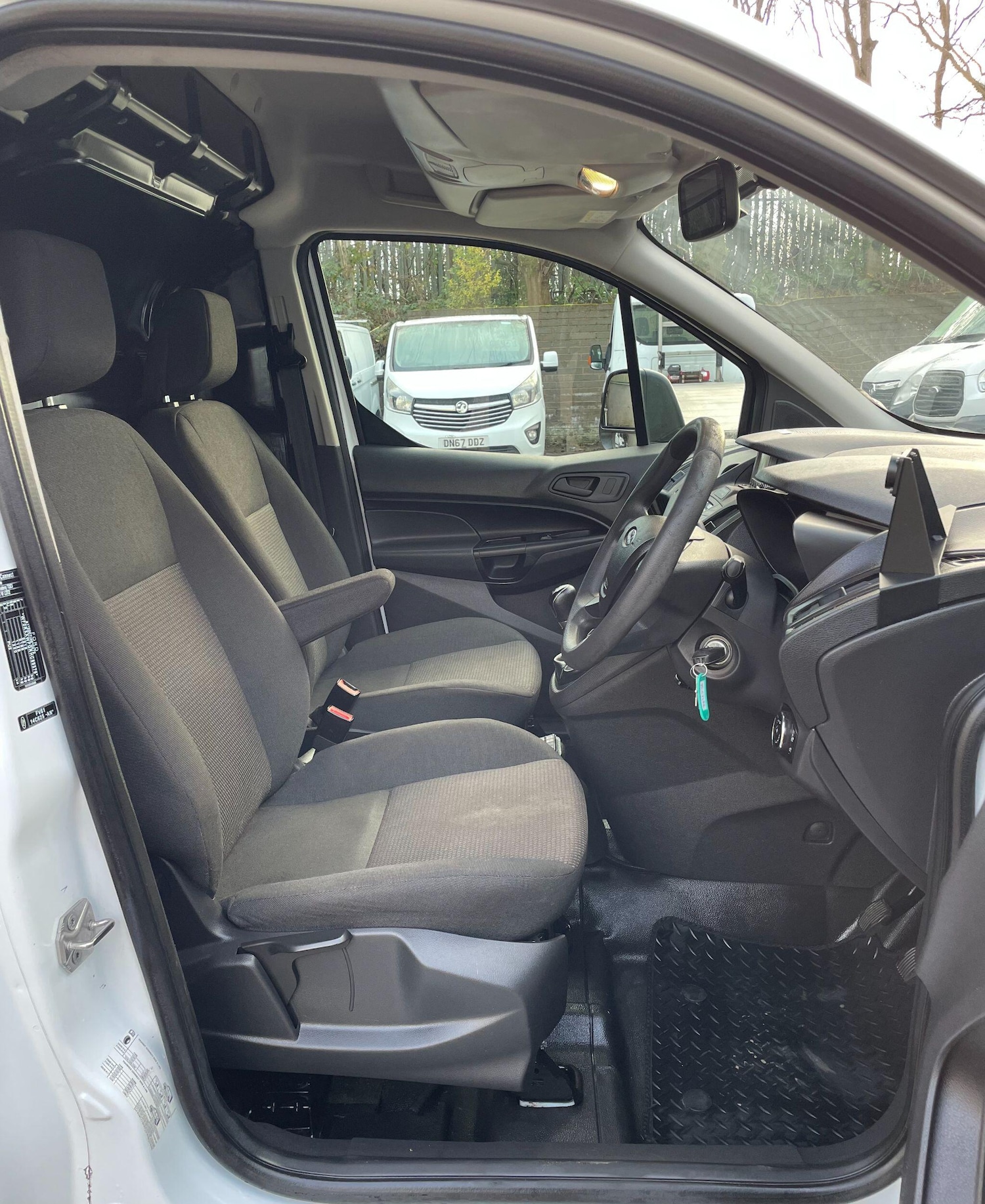 Used Ford Transit Connect 2018 for sale - 76926684: Photo 23