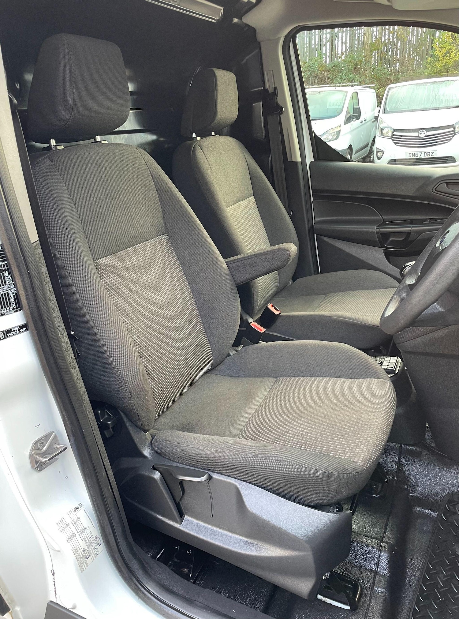 Used Ford Transit Connect 2018 for sale - 76926684: Photo 24