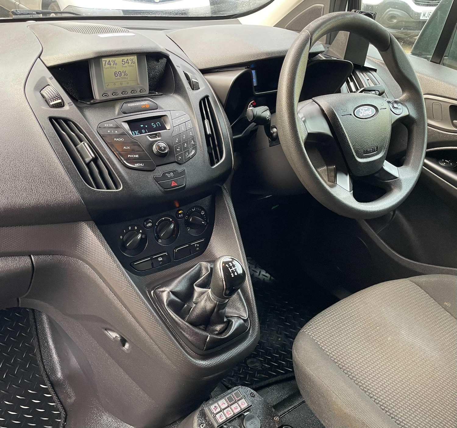Used Ford Transit Connect 2018 for sale - 76926684: Photo 37