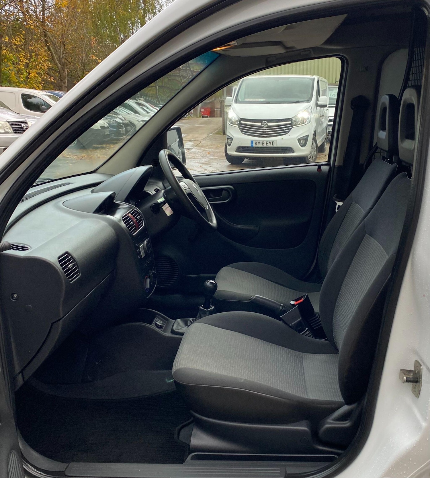 Used Vauxhall Combo 2009 for sale - 76550999: Photo 34