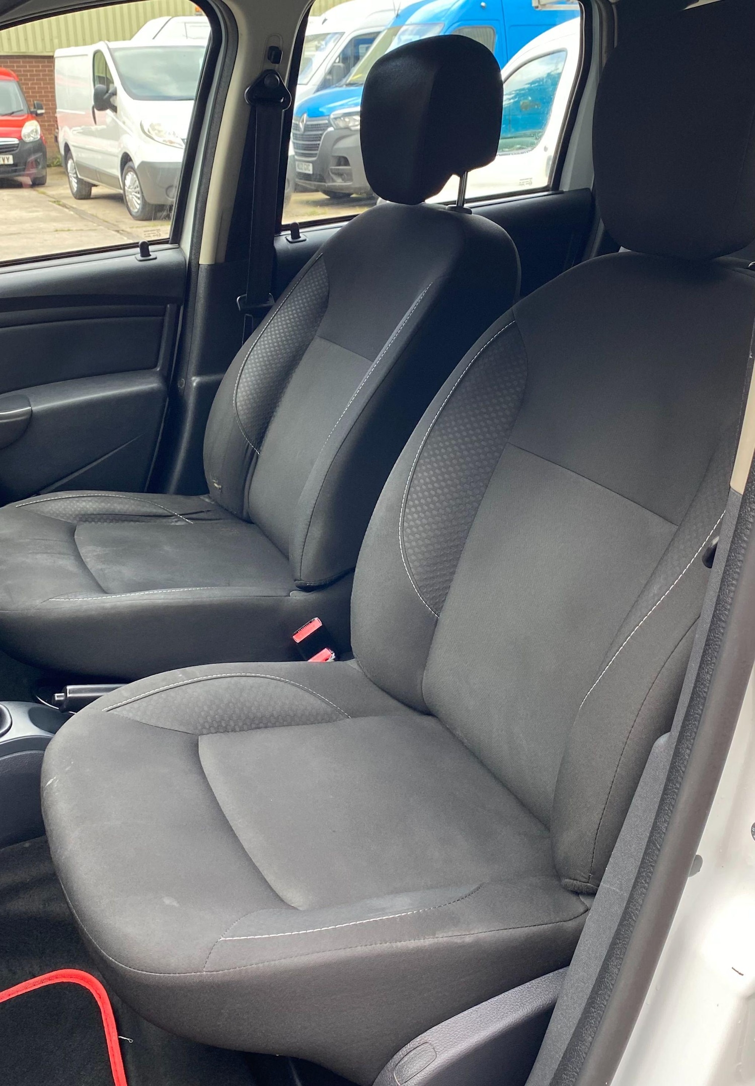 Used Dacia Duster 2018 for sale - 76753031: Photo 40