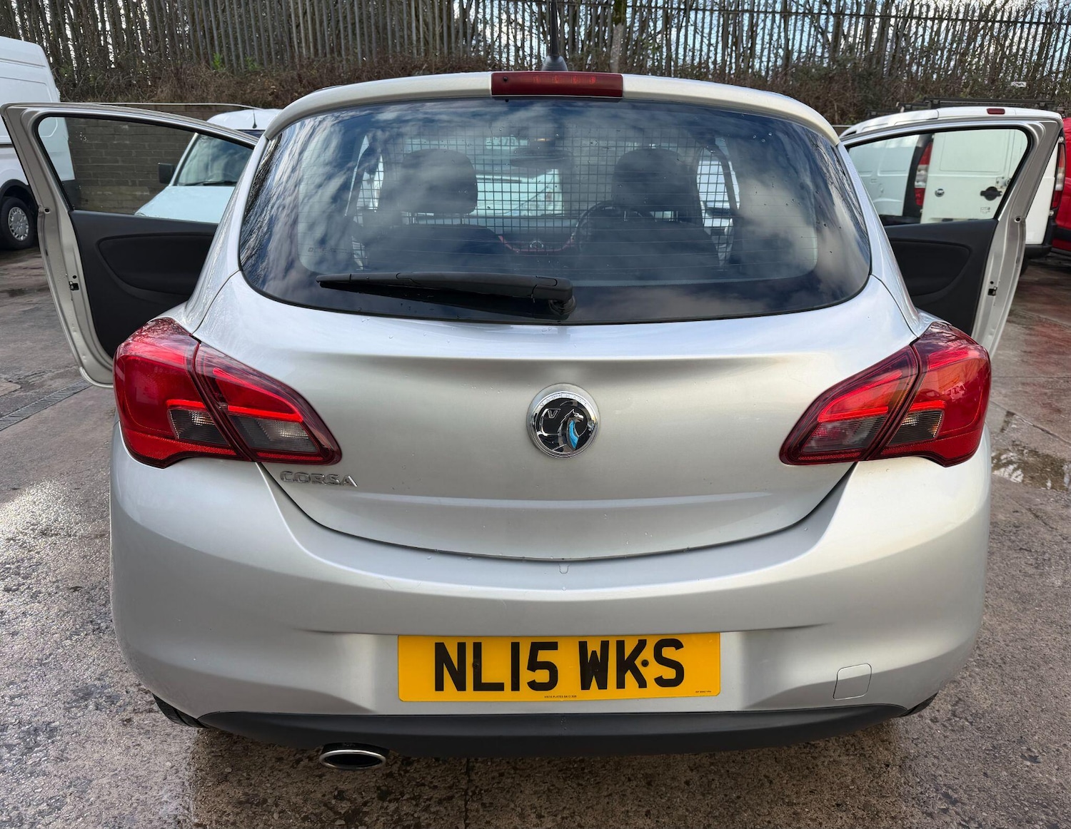 Used Vauxhall Corsa 2015 for sale - 77705534: Photo 10