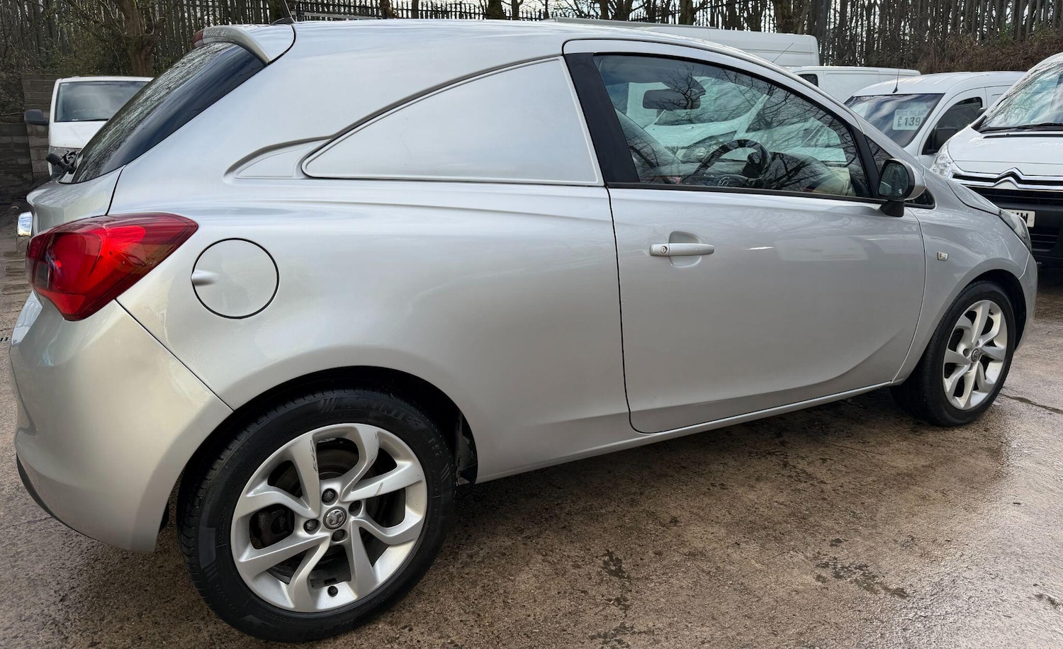 Used Vauxhall Corsa 2015 for sale - 77705534: Photo 7