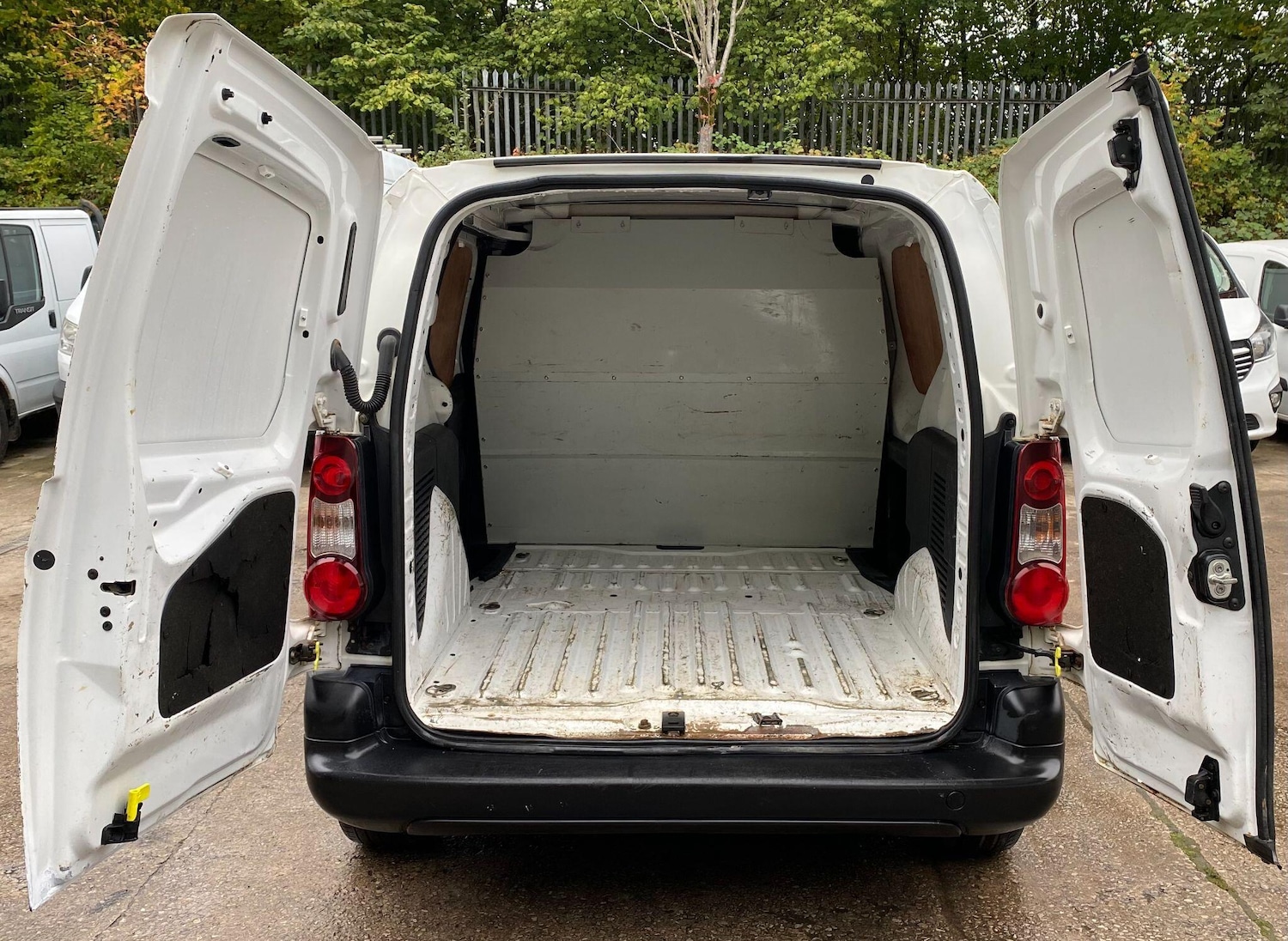 Used Citroen Berlingo 2016 for sale - 76549846: Photo 13