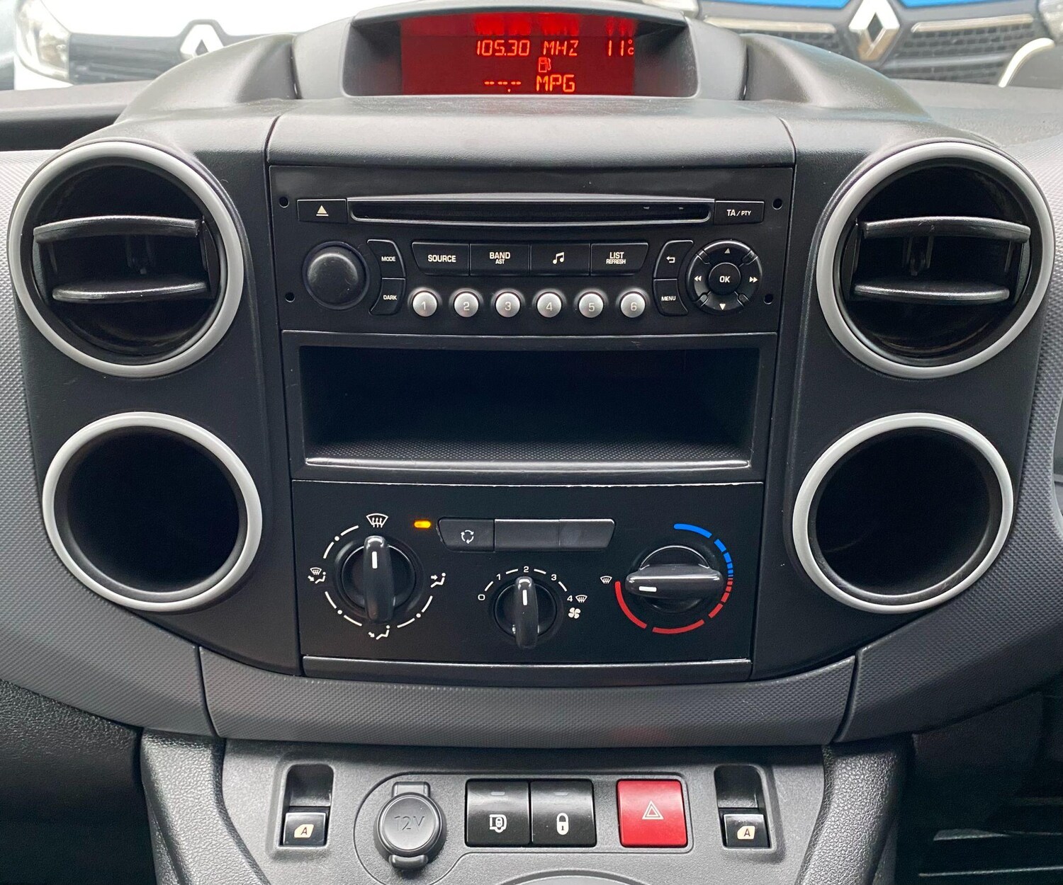 Used Citroen Berlingo 2016 for sale - 76549846: Photo 32